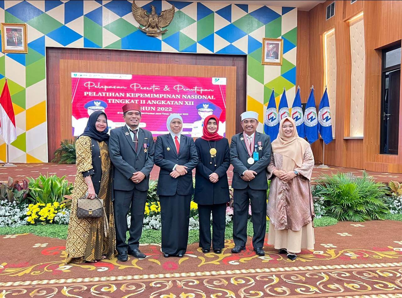 Kepala BPKAD dan Kadis Pertanian Kota Ternate Raih Penghargaan
