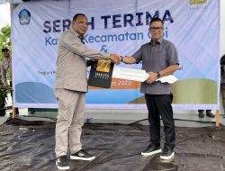 Harita Nickel Serahkan Kantor Camat Obi & Ambulans Laut ke Pemda Halsel