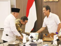 Gubenur AGK Didampingi Kepala DKP Malut Bertemu Menteri KP