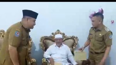 Gubernur AGK Serahkan Perpanjangan SK Pj Bupati Morotai