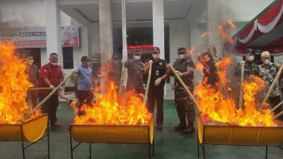 Kejari Ternate Musnahkan Sejumlah BB Yang Didominasi Kasus Narkotika