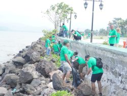 Peringati HSP Harita Nickel Bersama OKP di Halsel Bersih-Bersih Pantai