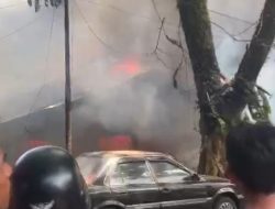 Diduga Bakar Rumput, Sebuah Rumah di Ternate Hangus Terbakar