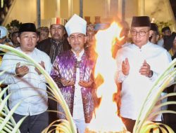 Bakar Obor Ela-Ela Bersama Kesultanan Ternate, Wali Kota: Tradisi Ini Harus Dijaga
