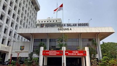Kemendagri Perintahkan Plt Gubernur Kembalikan Samsuddin Cs ke Jabatan Semula