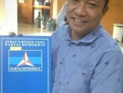 Makmurdin Mus Dapat Surat Tugas Dari DPP Demokrat Untuk Pilkada Sula