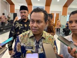 Hari Pertama Berkantor, Pjs Bupati Halsel Kumpul ASN untuk Deklarasi Netralitas