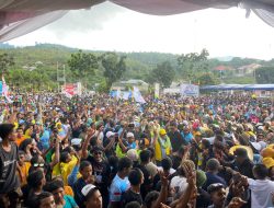 Masyarakat Tumpah Ruah Hadiri Kampanye AM-SAH dan IMS-ADIL di Patani
