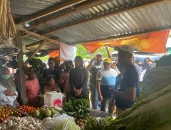 Cagub Aliong Mus Blusukan ke Pasar Rakyat Gotalamo Morotai, Ini yang Ditemukan