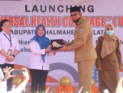 Bupati Bassam Launching UHC, Warga Halsel Nikmati Faskes Gratis