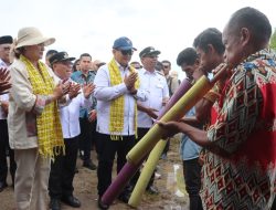 Bupati Piet Dampingi Wamen Transmigrasi Resmikan Bendungan Beringin Agung