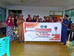 Pemdes Akejailolo Kayoa Utara Salurkan BLT kepada 14 Warga