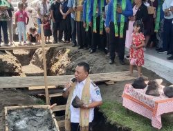 Bupati Halut Letakkan Batu Pertama Pembangunan Gereja GMIH Pniel Leleoto
