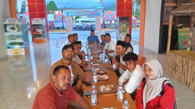 Gelar Bukber Pemuda, KNPI Halsel Matangkan Agenda Pelantikan