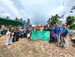 Bupati dan Wakil Hadiri Peletakan Batu Pertama Sekretariat HMI Cabang Bacan