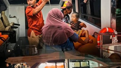 Wujudkan Program Prioritas, Ambulans Laut Evakuasi Perdana Pasien dari Moti