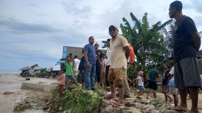 DPRD dan Pemda Sula Tinjau Lokasi Bencana Banjir di Desa Waisakai