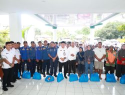 Rabu Menyapa! Korpri Kota Ternate Berbagi Paket Sembako