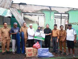 Serahkan Bantuan ke Warga Terdampak Bencana, Sekda: OPD Harus Respon Cepat!